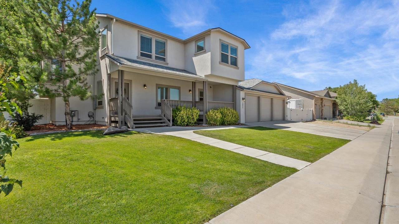 2995 Black Hawk Way - Photo 1