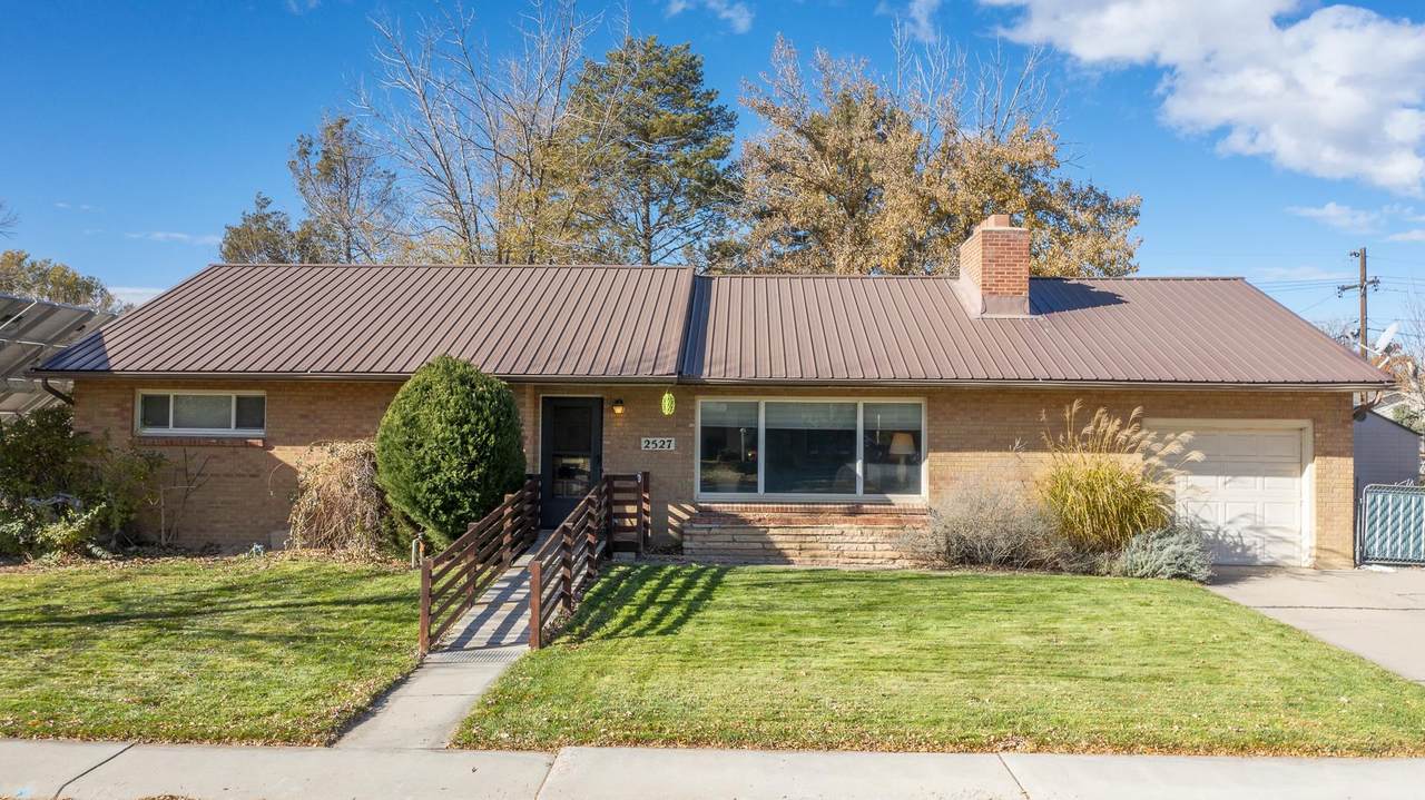 2527 Mira Vista Road - Photo 1