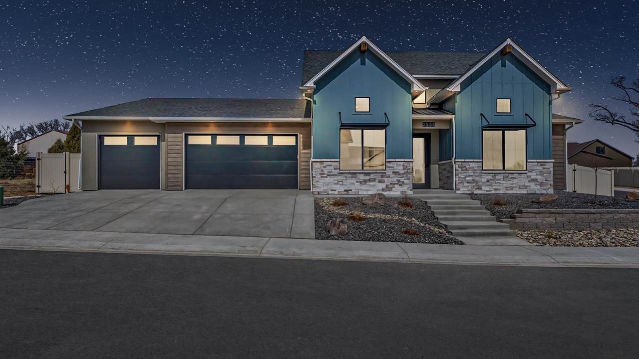 2536 Silver Leaf Drive - Photo 1
