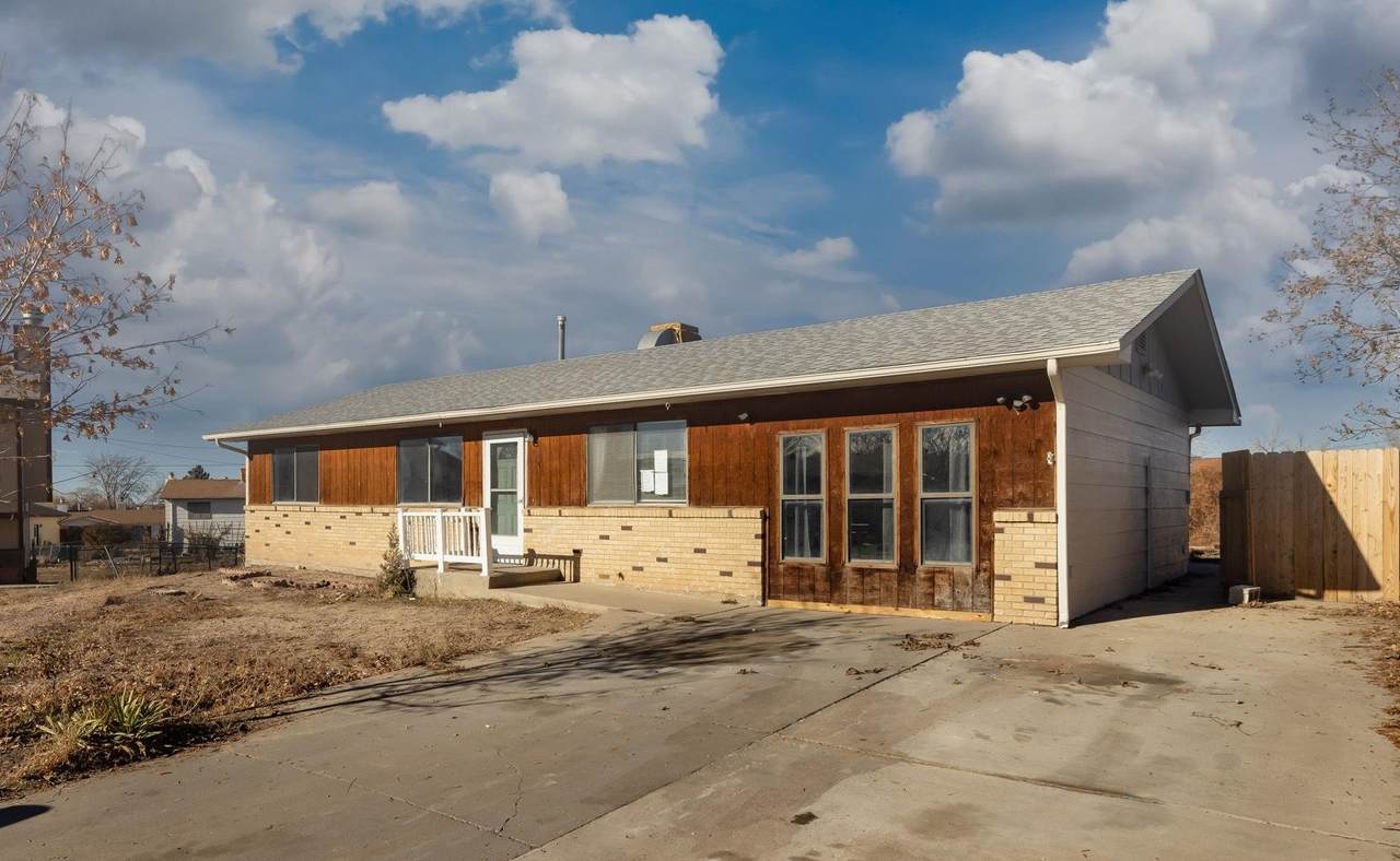 134 Carol Court - Photo 1