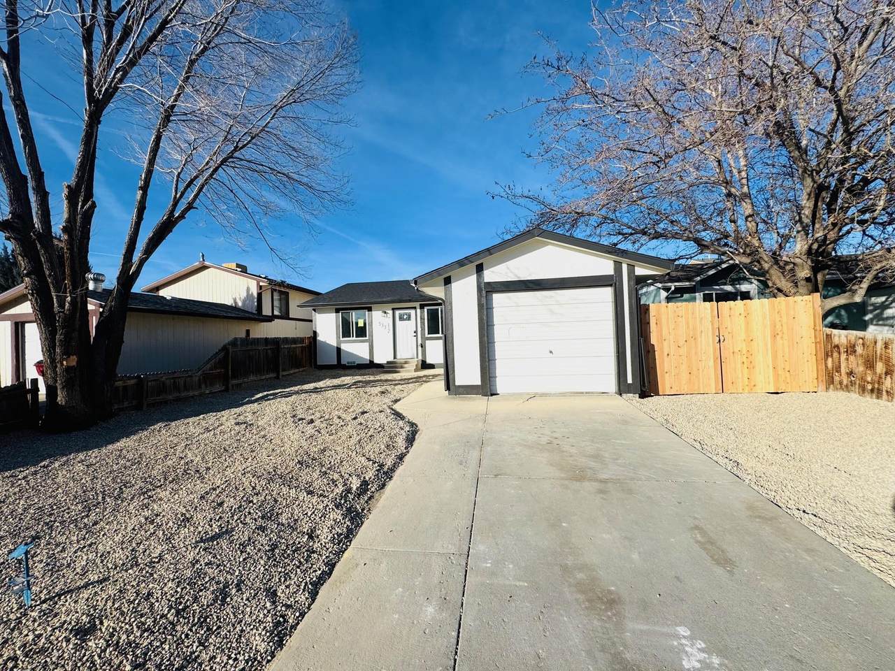533 1/2 Garland Court - Photo 1