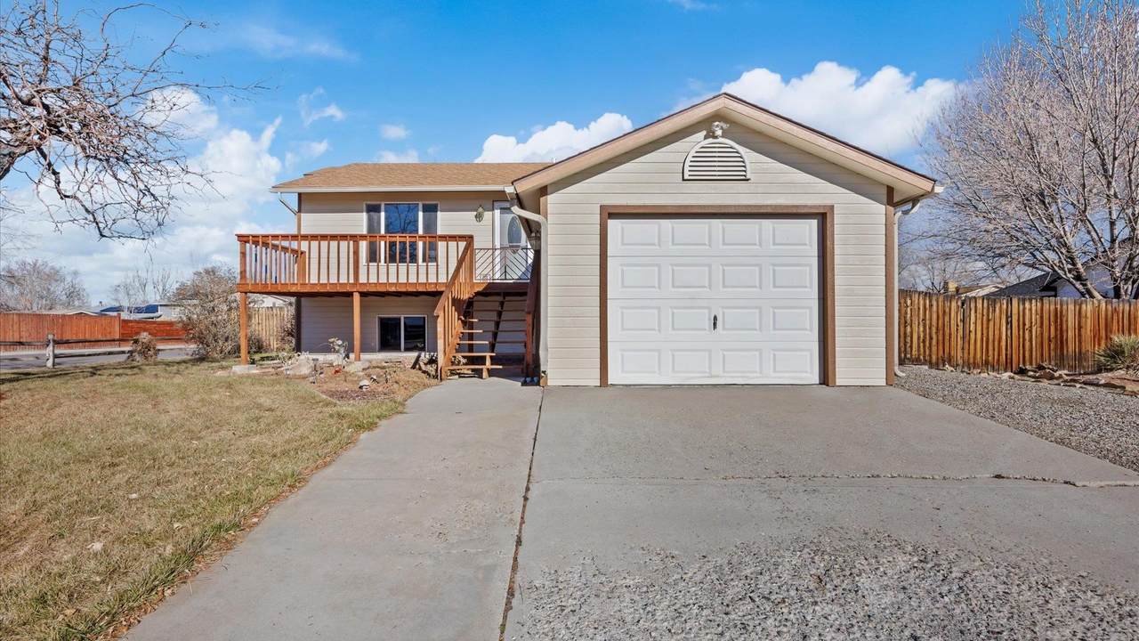 2778 Lynwood Street - Photo 1