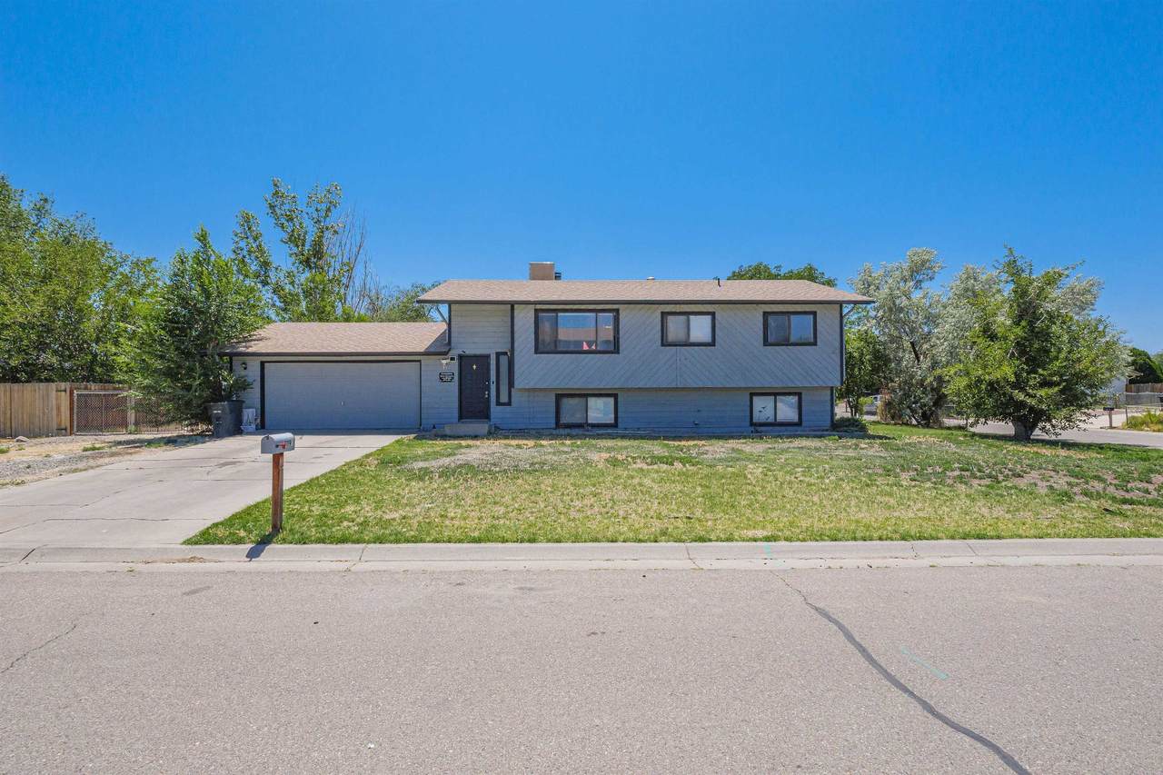 3119 Chipeta Avenue - Photo 1