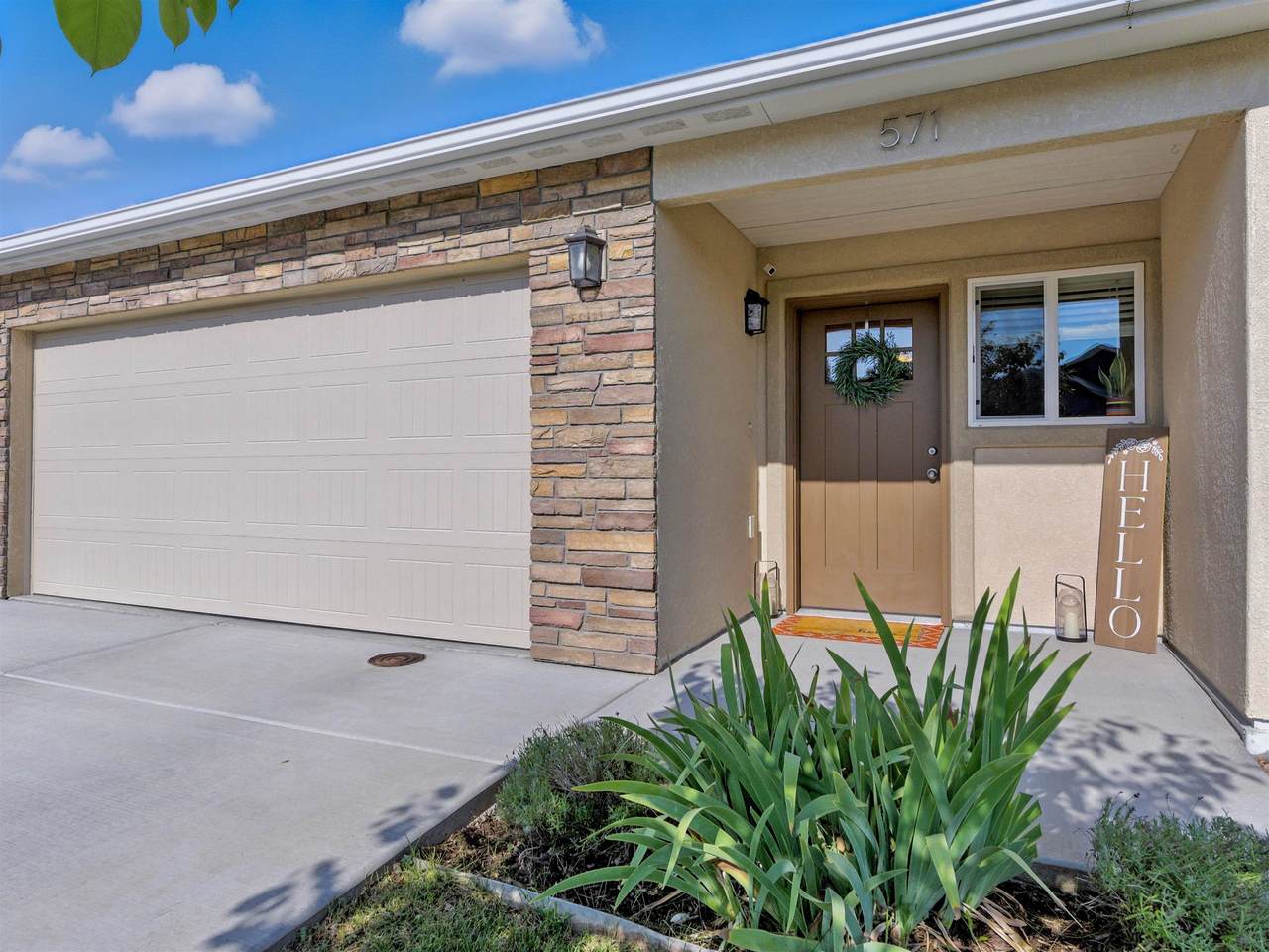 571 Graff Meadows Drive - Photo 1