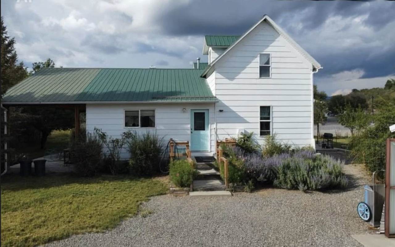 1563 9th Street - Photo 1