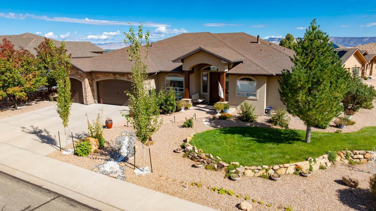 2664 Eagle Ridge Drive - Photo 1