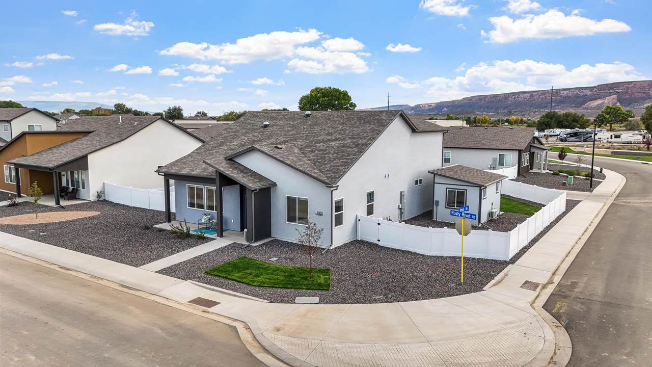 1600 Rusty Rivet Road - Photo 1