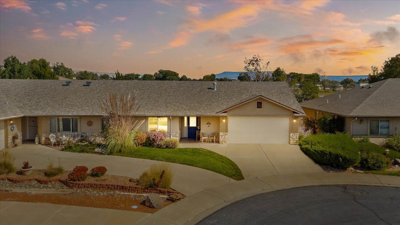 2498 Lake Park Court - Photo 1