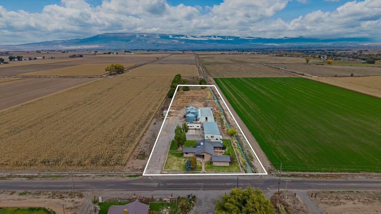 54481 Banner Road - Photo 1