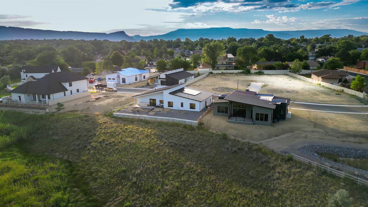 714 Ivory Glade Court - Photo 1