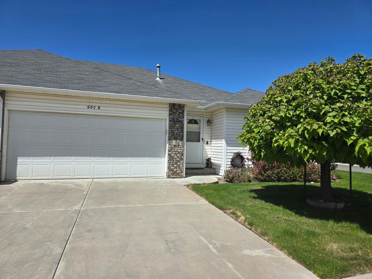605 Lavender Court - Photo 1