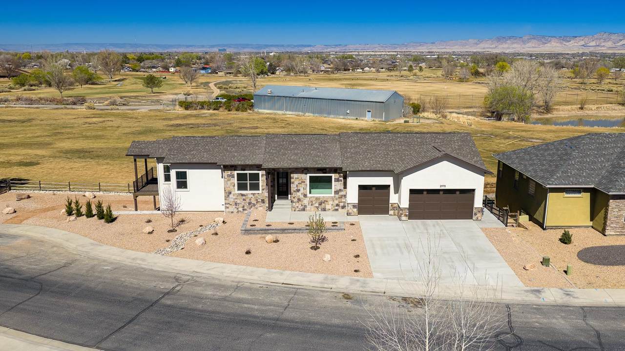 2970 Fairway View Drive - Photo 1