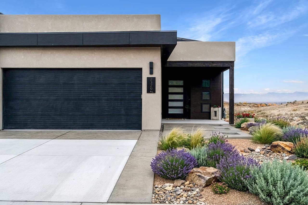 2320 Lonetree - Photo 1