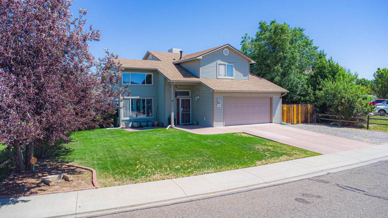256 Sargent Circle - Photo 1