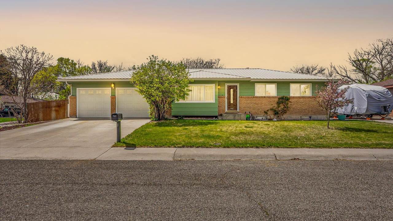 1424 Dover Road - Photo 1