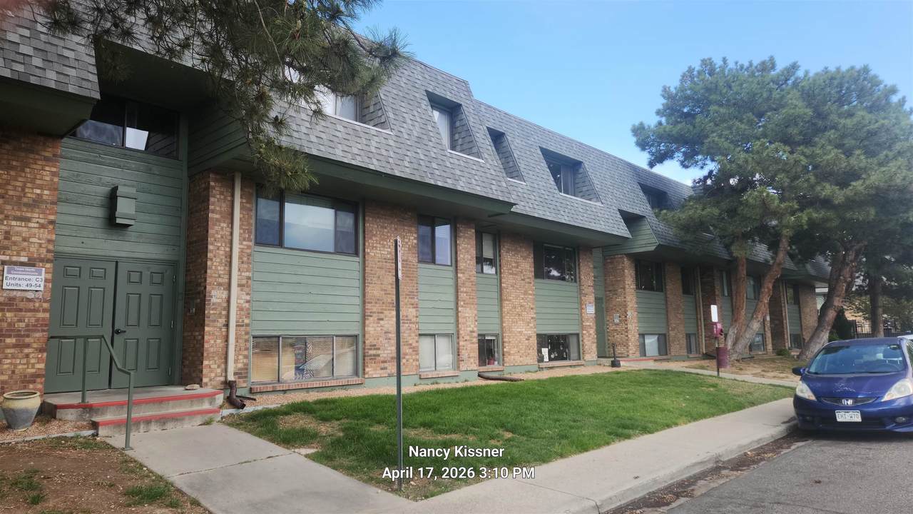 1140 Walnut Avenue - Photo 1