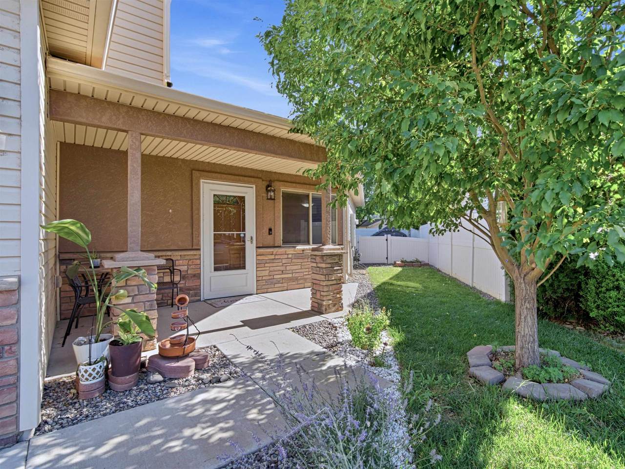 672 Alexia Court - Photo 1