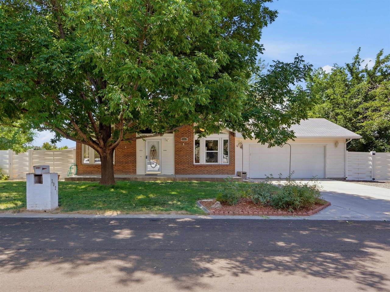 3021 Ronlin Place - Photo 1