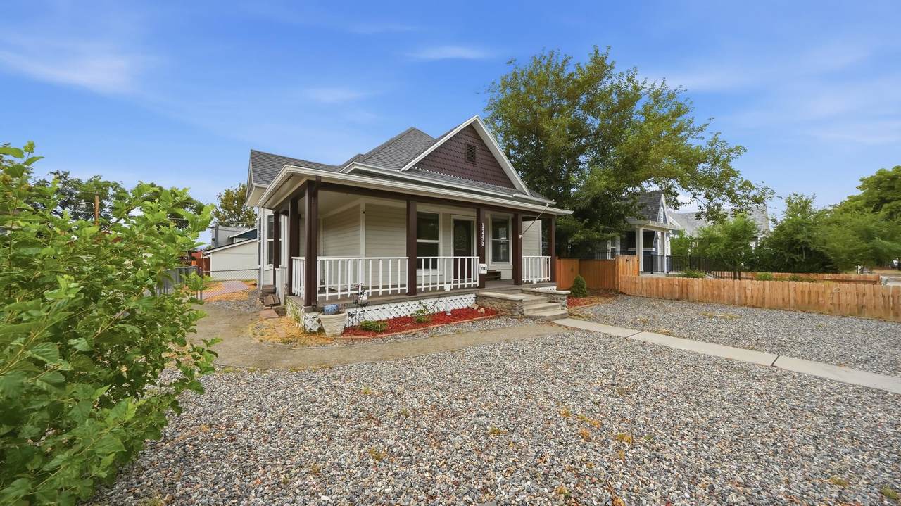1245 Rood Avenue - Photo 1