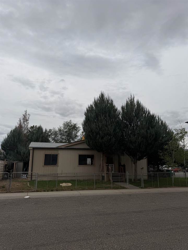 288 Honeysuckle Circle - Photo 1
