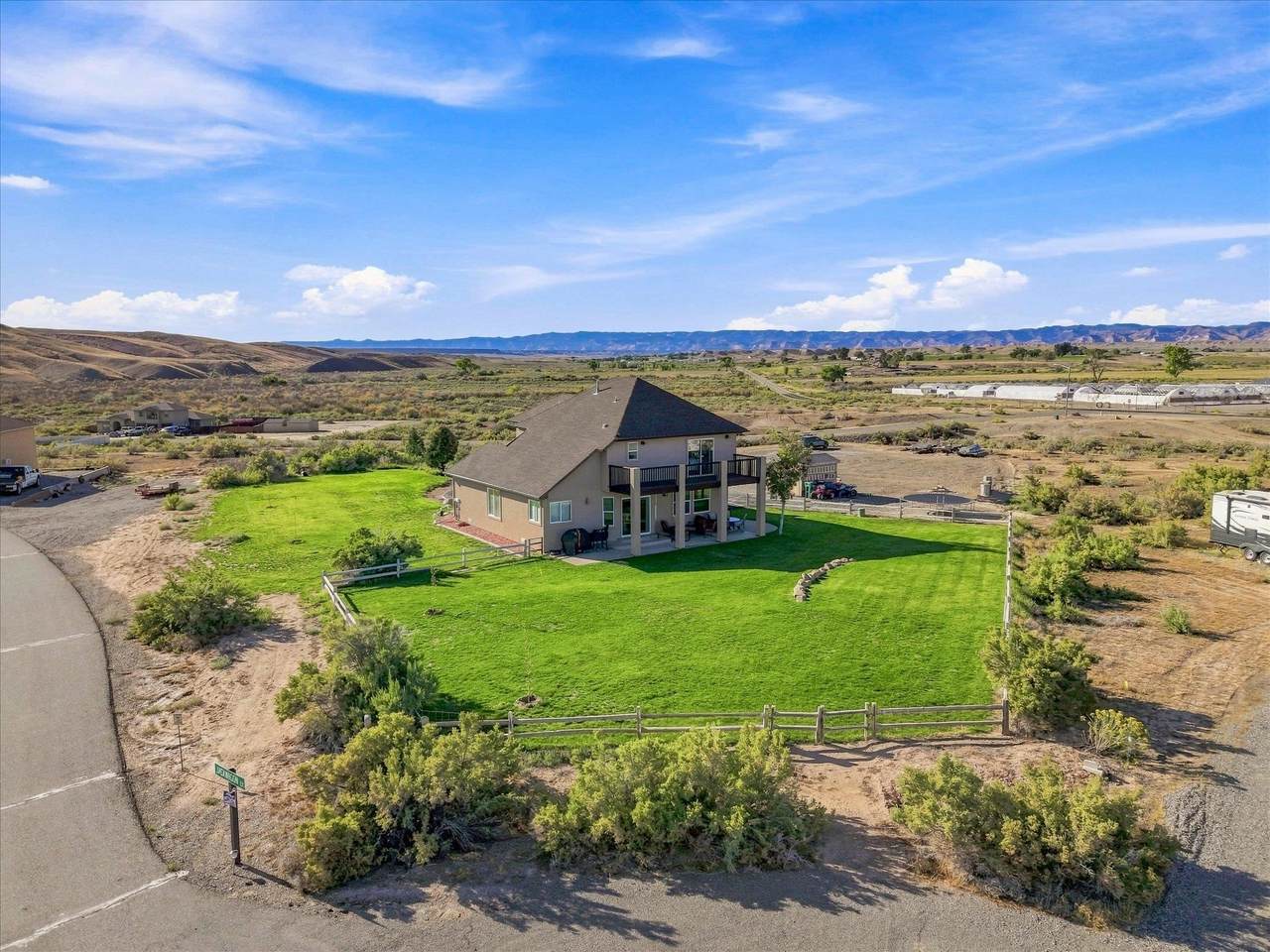 826 Slickrock Drive - Photo 1