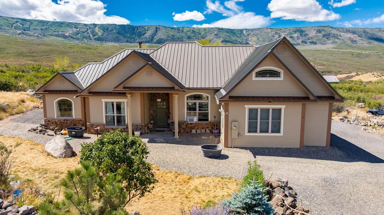 48854 Kuiper Lane - Photo 1