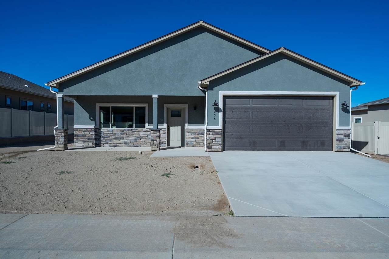255 Brooke Lane - Photo 1