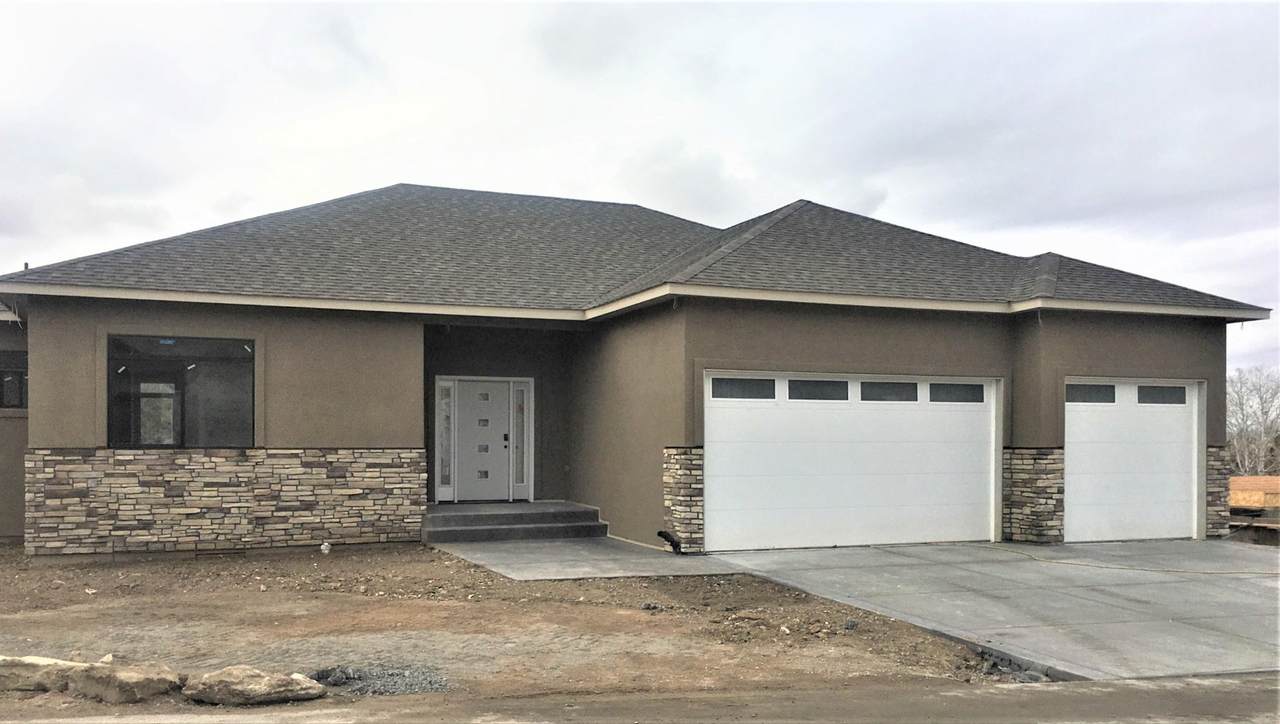 361 Aiguille Drive - Photo 1