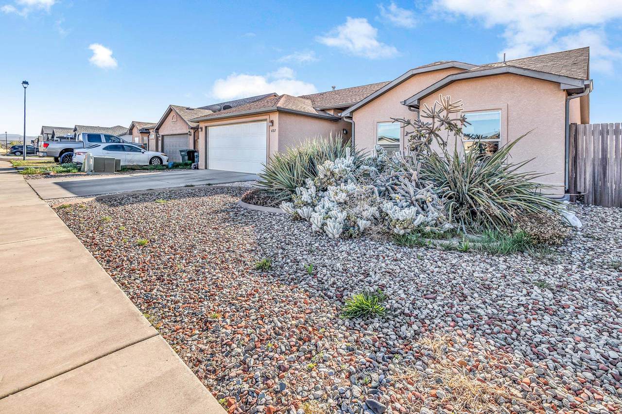 437 San Juan Street - Photo 1