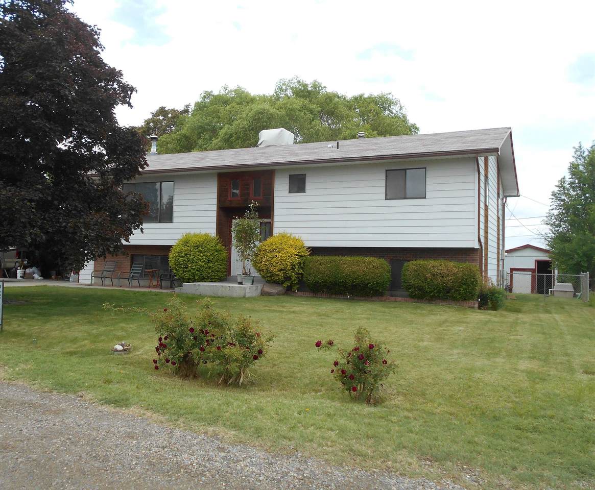 671 East Cliff Drive - Photo 1