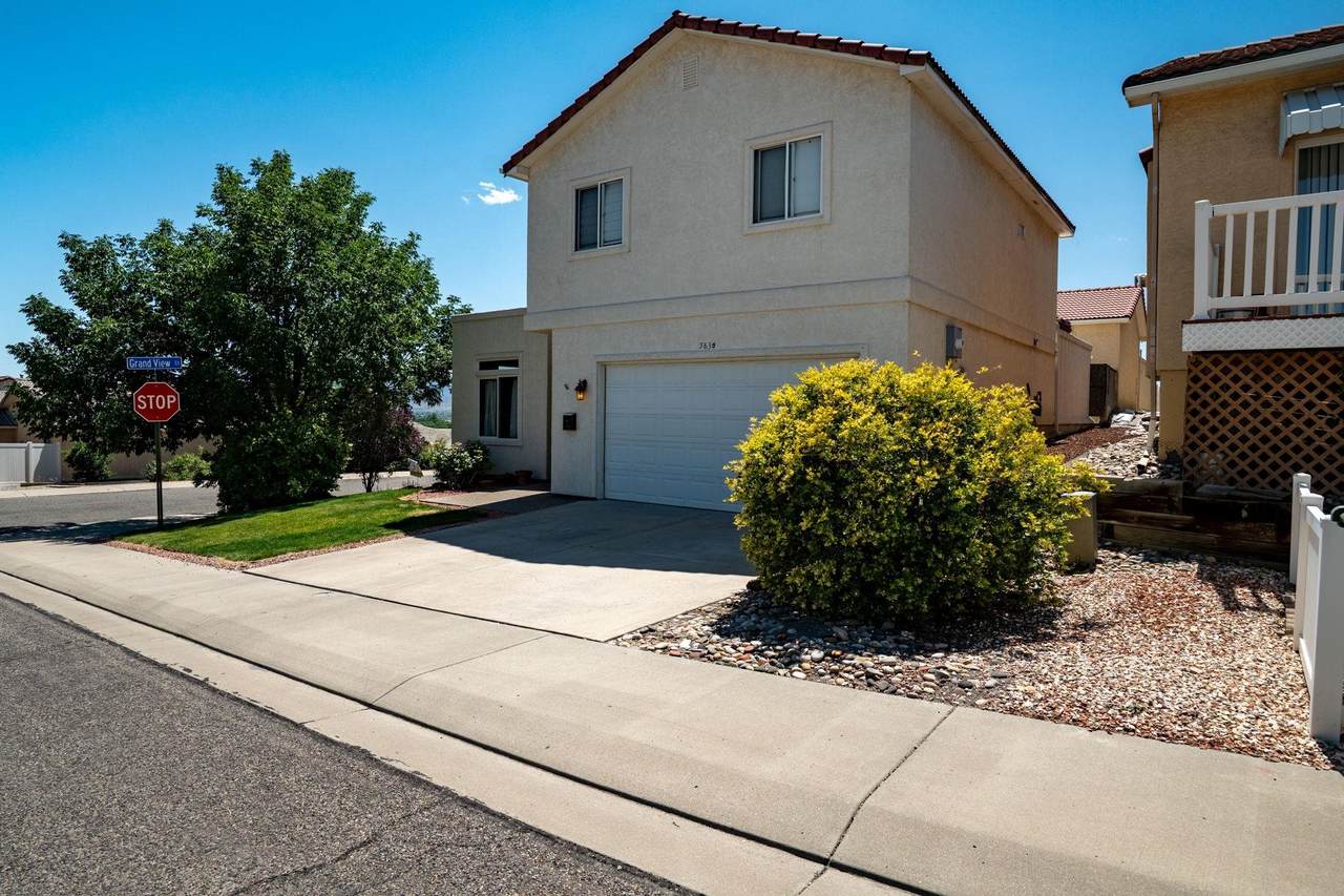 583 1/2 Grand Cascade Way - Photo 1