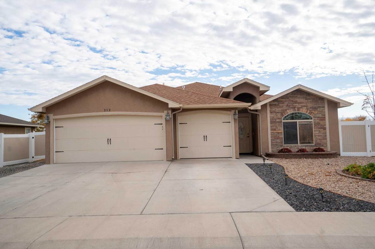 352 Hancock Street - Photo 1