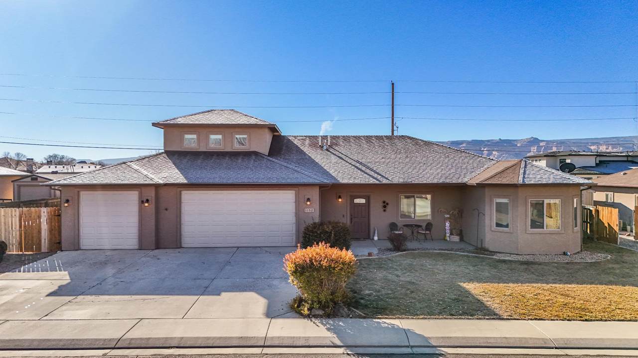 1152 Cherrywood Avenue - Photo 1