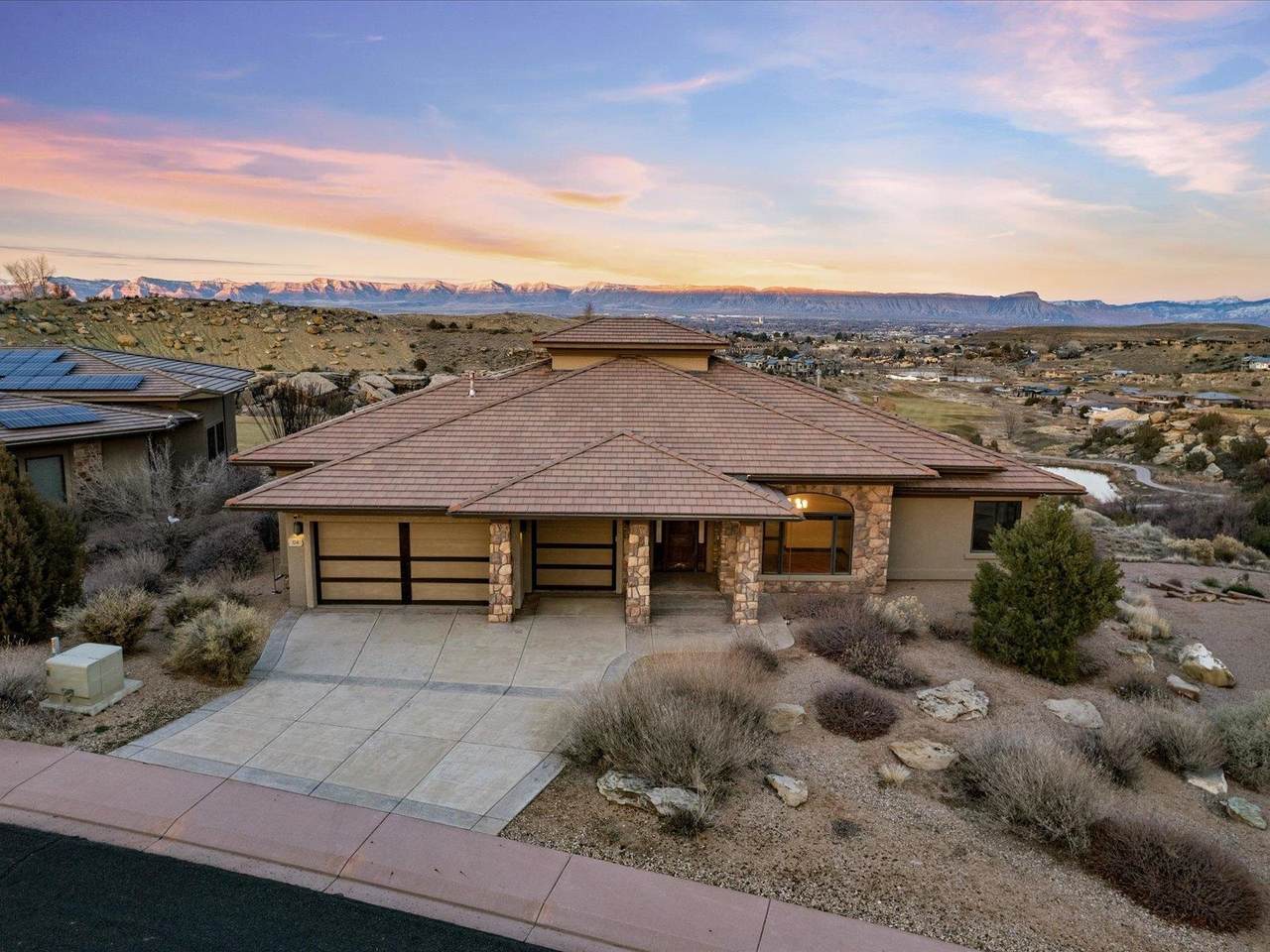 324 Iron Horse Court - Photo 1