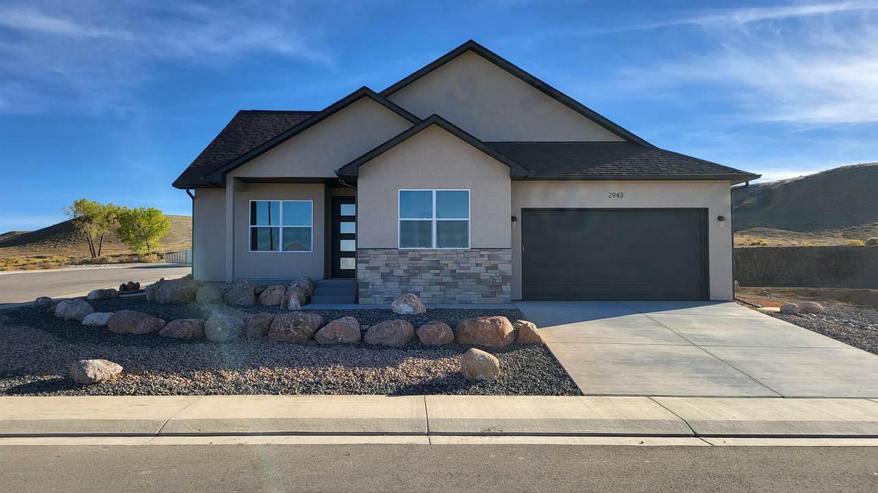 2943 Great Plains Drive - Photo 1