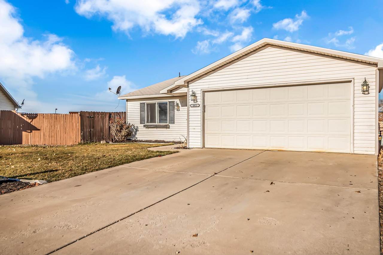 465 David Court - Photo 1