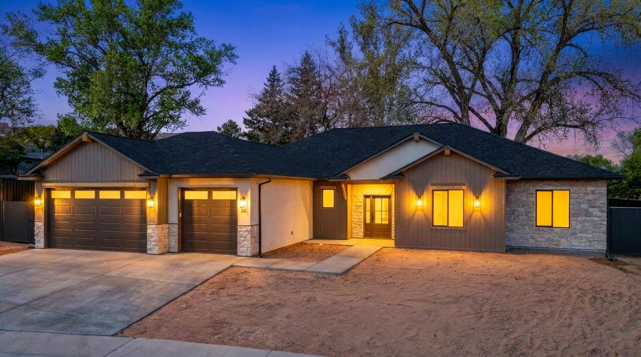 629 Manzanita Drive - Photo 1