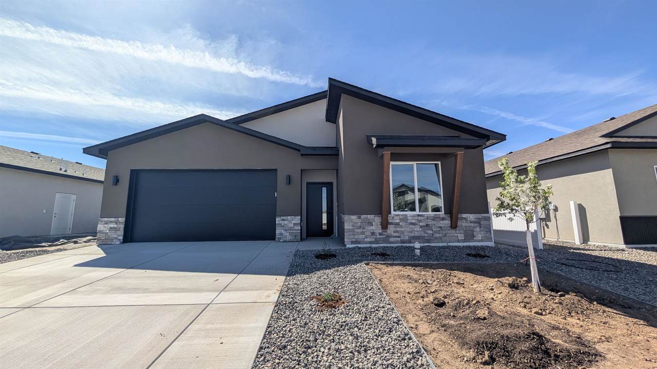 1660 Rusty Rivet Road - Photo 1