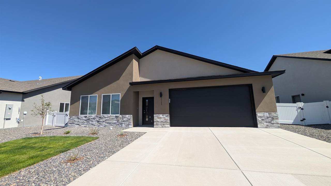1723 Rusty Rivet Road - Photo 1