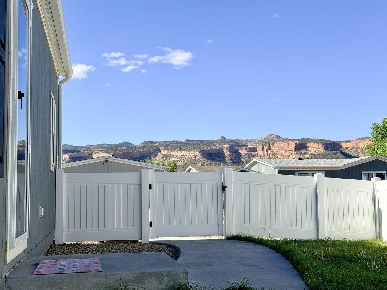 257 Clements Way - Photo 1