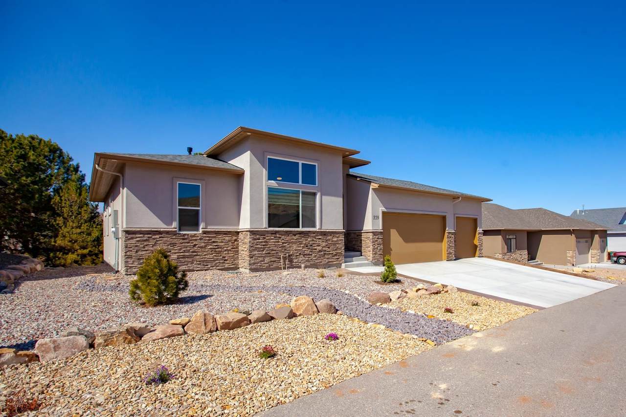 359 Aiguille Drive - Photo 1