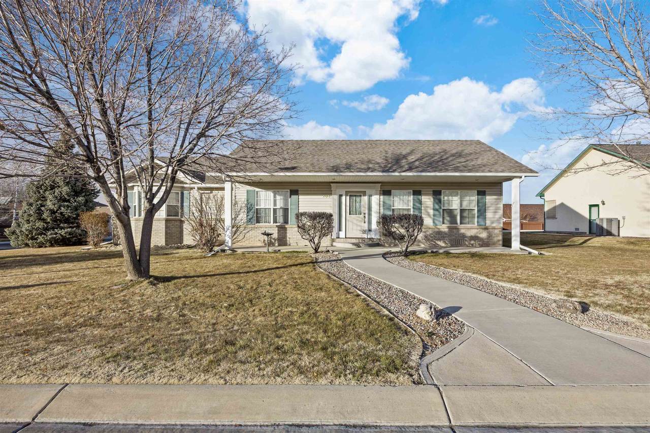 208 Chipeta Pines Court - Photo 1