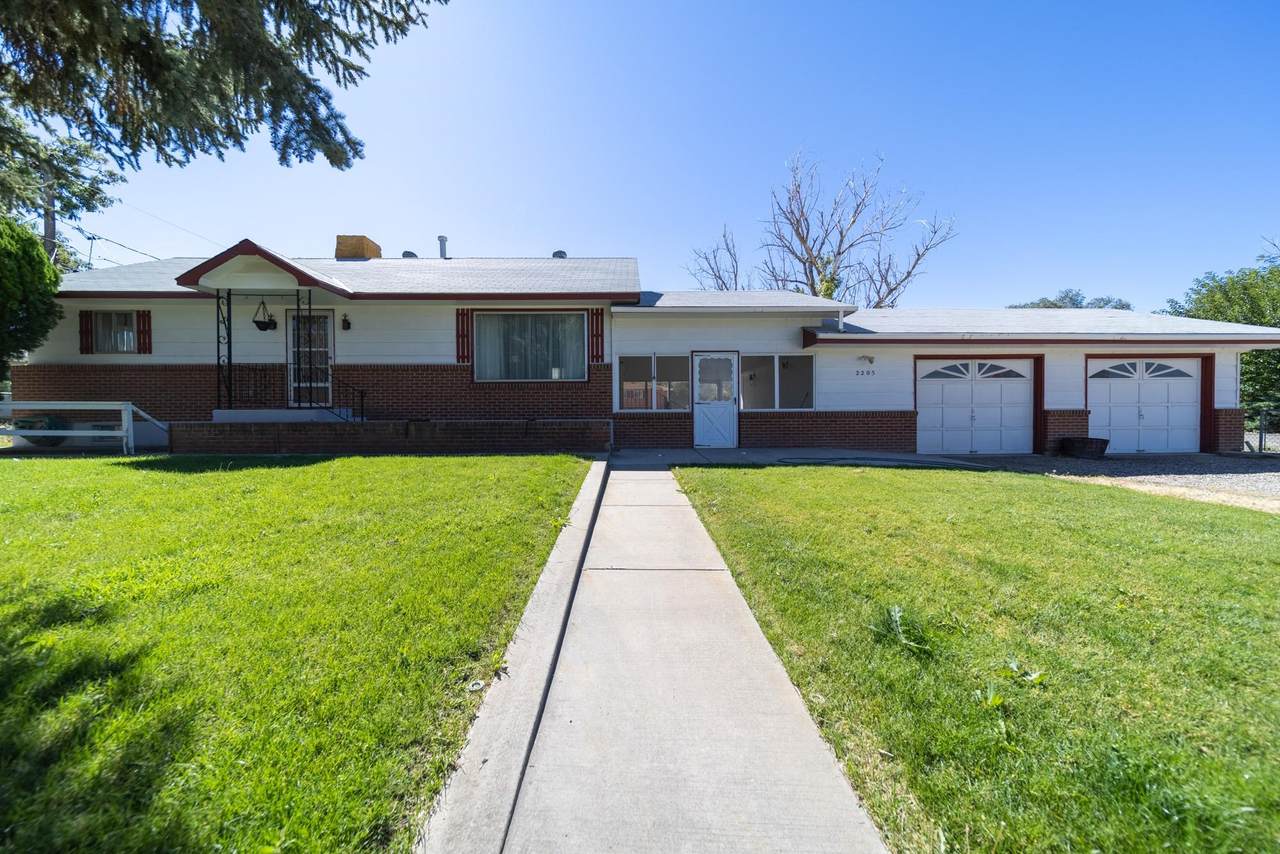 2205 Broadway - Photo 1