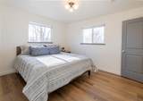 137 Willow Street - Photo 9