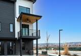 600 Lawrence Avenue - Photo 26