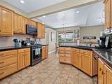 711 Yew Street - Photo 10