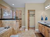 711 Yew Street - Photo 16