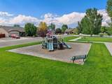 711 Yew Street - Photo 34