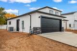434 Valerie Lane - Photo 3