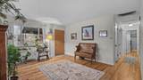 2147 Manor Avenue - Photo 11